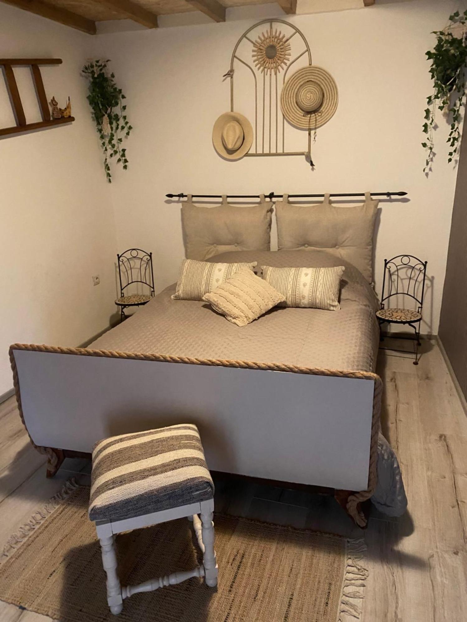 Maison De Village 5 Vacanciers Chez Nene Et Bibi Roquemaure  Εξωτερικό φωτογραφία